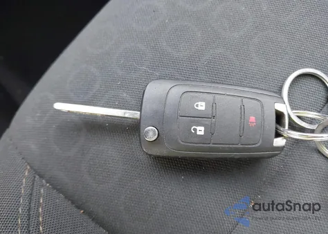 2017 Chevrolet Trax Ls z USA, uszkodzony, nr VIN KL7CJKSB5HB173997